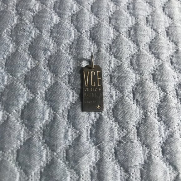 Jet Set Candy Venice VCE Luggage Tag Charm Sterling Silver - Picture 3 of 3